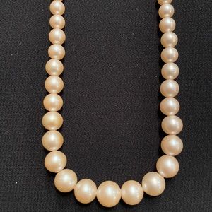 Pearl Necklace